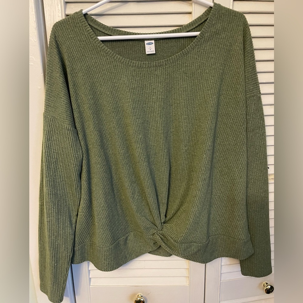 Old Navy sweater ladies size large